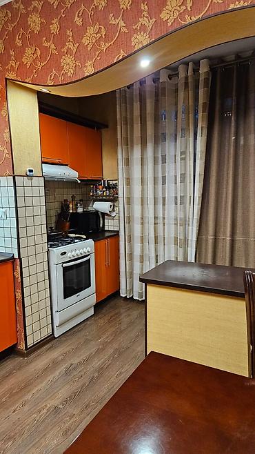 1 комнаты: 1 комната, 38 м², Аламедин-1 мкр 105 серия, 1 этаж — 4
