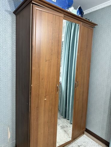 буфеты для кухни: Кийим салуучу шкаф, Түз, ЛДСП