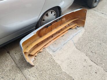 Auto delovi: Zadnji branik Lada 112. Polovno, ocuvano. Ruske proizvodnje. Skinuta — 10