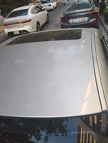 w211 radiator: Mercedes-Benz E-Class sedan (W211), gümüşü rəng. - Kuzov: 4 qapılı — 3