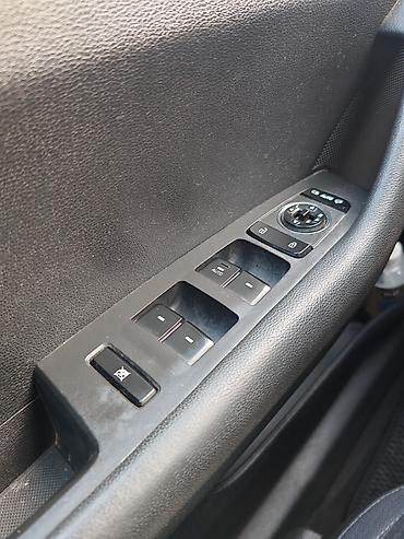 Hyundai: Hyundai Sonata: 2 l | 2015 il Sedan — 15