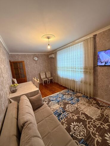 Uzunmüddətli kirayə mənzillər: Salam. Ev uzunmüddətli verilir. Qara Qarayev metrosunun duz çıxışında -da lalafo.az — 4 Uzunmüddətli kirayə mənzillər: Salam. Ev uzunmüddətli verilir. Qara Qarayev metrosunun duz çıxışında — 4