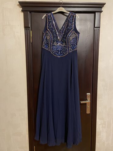 Ziyafət donları: Xl-3xl kimi gedir,60man qawli, yawil 25 man 1 defe geyinilib sahil