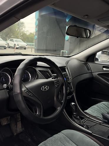 Hyundai: Hyundai Sonata: 2012 г., 2 л, Автомат, Газ, Седан — 4