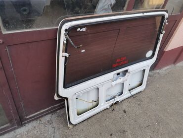 Auto delovi: Vrata gepeka Lada 2104 Karavan kompletna bela sa staklom. Očuvana — 8