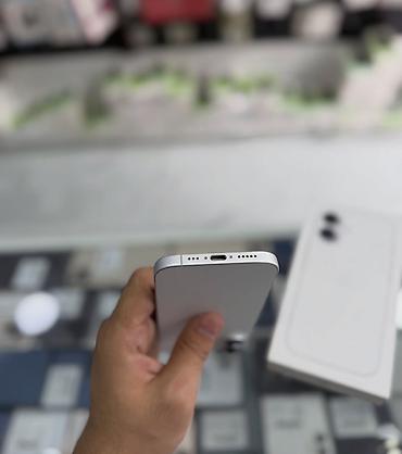 Apple iPhone: IPhone 16, 128 GB, Ağ, Zəmanət, Simsiz şarj, Face ID — 4