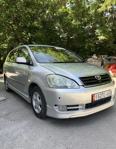 Toyota: Toyota Ipsum: 2004 г., 2.4 л, Автомат, Бензин, Минивэн