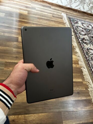 ноутбук apple: Apple ipad 8 satilir. Kontakt home webekesinden alinib her bir