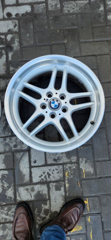 обычные диски: Диски R 18 BMW, Комплект, отверстий - 5, Б/у