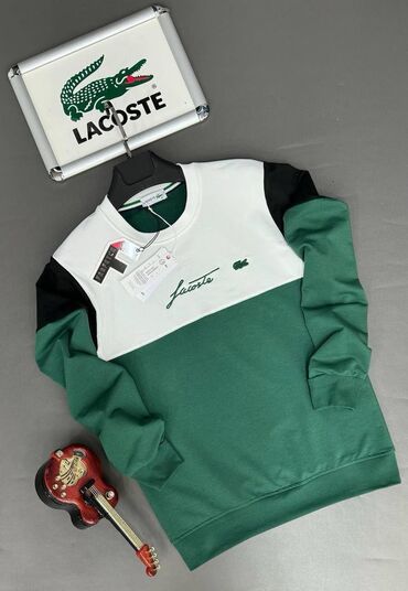 Duksevi: Muski duksevi u Vel. M,L,XXL
Premijum kvalitet
3000 din.
Uvoz Turska — 21