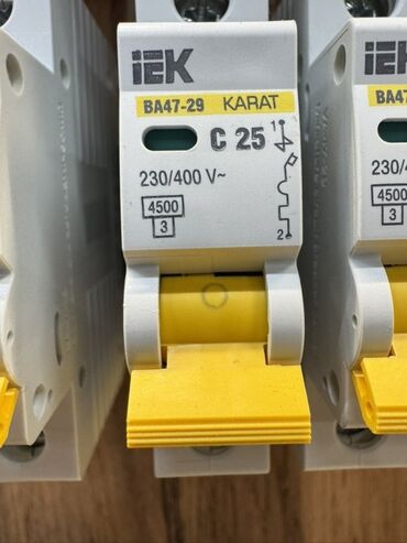 экран на батареи: Электр автоматы, Бир фазалуу, Чыңалуу: 25 ампер, Жаңы