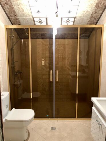 Duş kabinaları, arakəsmələr: Yeni Üstü açıq kabina, Künc üçün, Ödənişli çatdırılma — 28
