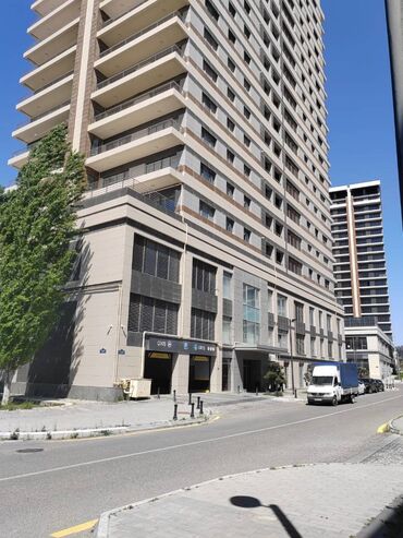 Yeni tikili: Ağ şəhər, 3 otaqlı, Yeni tikili, 157 kv. m -da lalafo.az — 4 Yeni tikili: Ağ şəhər, 3 otaqlı, Yeni tikili, 157 kv. m — 4