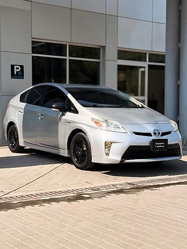 isis toyota: Toyota Prius: 2013 г., 1.8 л, Вариатор, Гибрид, Хэтчбэк — 2