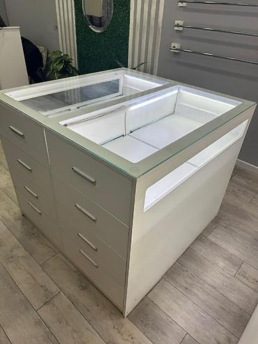 Оборудование для магазинов: 120 * 120 * 120, Белый, Б/у, Самовывоз — 5