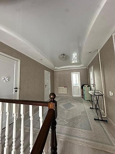 Продажа коттеджей и домов: 4 комнаты, 200 м², 15 соток, Маловодное, Собственник — 17