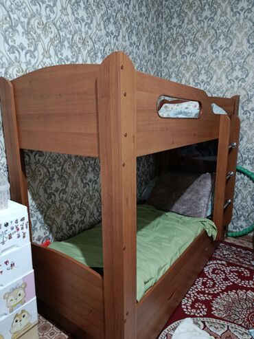 детский кровать 2 х ярусный: Эки ярустуу керебет, Колдонулган, Жылдырма системасы бар