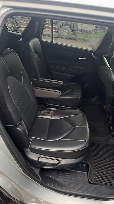 Toyota: Toyota Highlander: 2023 г., 2.5 л, Автомат, Бензин, Кроссовер — 10