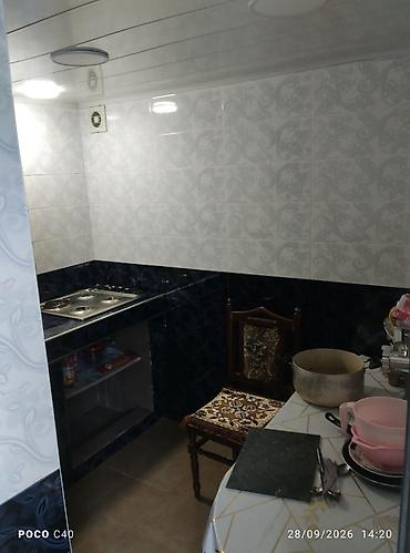 Həyət evləri və villaların satışı: 6 otaqlı, 6 kv. m, Orta təmir — 12