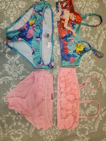 H&M və Disney markalı, müxtəlif rənglərdə və naxışlarda iki uşaq