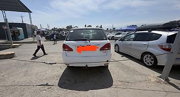 voxy noah: Toyota Avensis Verso: 2002 г., 2 л, Автомат, Бензин, Минивэн — 3