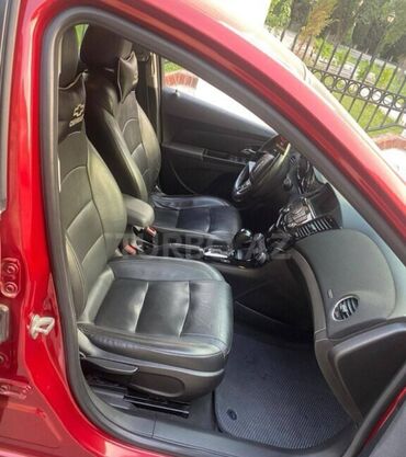 Chevrolet: Chevrolet Cruze: 1.4 l | 2012 il 180 km Sedan — 8