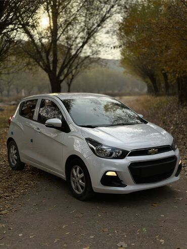 автомобиль хонда: Chevrolet Spark: 2017 г., 1 л, Вариатор, Бензин, Хетчбек