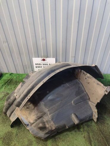 панель машины: Подкрылок BMW X5 E70 N52B30A 2008 перед. прав. (б/у)
