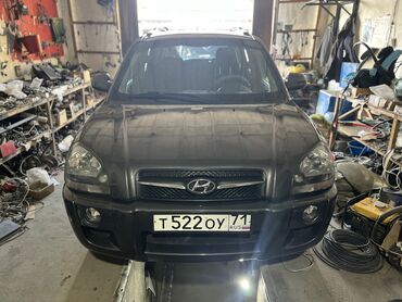 hyundai solyaris: Hyundai Tucson: 2009 г., 2 л, Бензин, Внедорожник