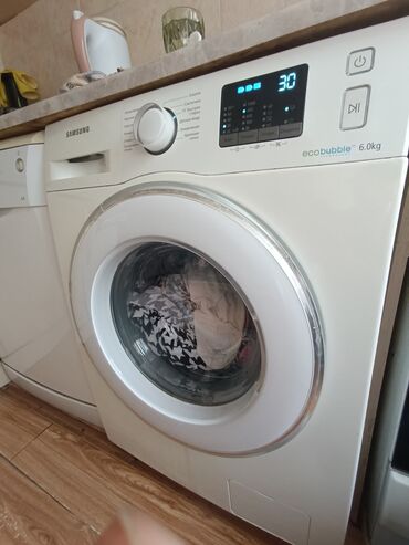ручной стиральная машина: Стиральная машина Samsung, Б/у, Автомат, До 6 кг, Компактная