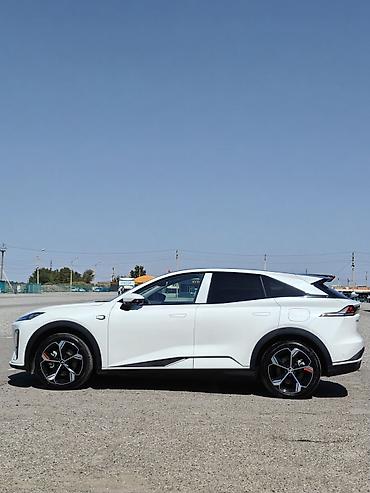 deepal g318: Changan : 2025 г., 1.5 л, Вариатор, Электромобиль, Универсал — 9