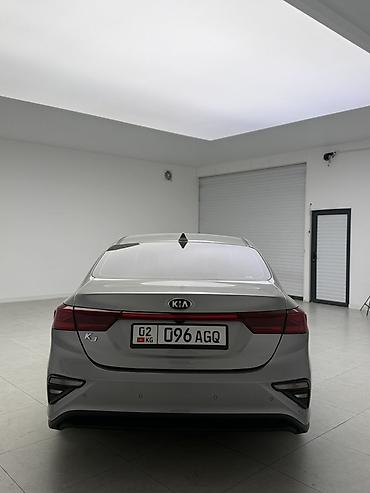 byd e2 2021: Kia K3: 2021 г., 1.6 л, Вариатор, Бензин, Седан — 4