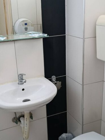 Stan na dan: 1 soba — 14