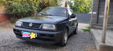 фольсваген транспортер: Volkswagen Vento: 1992 г., 1.8 л, Механика, Бензин, Седан