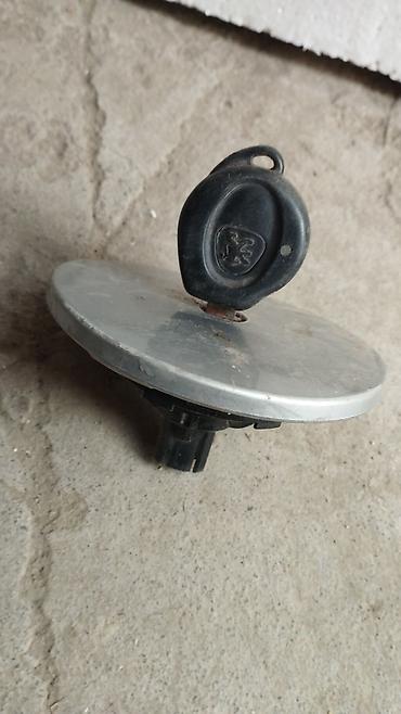 Другие автозапчасти: Органайзер Мерс, Пежо 206 запчасти брызговики в колёсную арку — 4