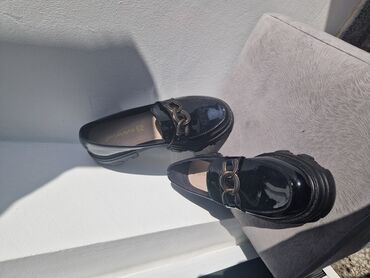 Loafers: Loafers, Favorito, 39