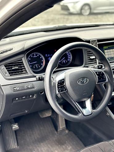 Hyundai: Hyundai Sonata: 2019 г., 2 л, Типтроник, Газ, Седан — 13