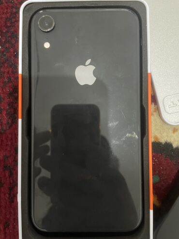 Apple iPhone: IPhone Xr, Б/у, 64 ГБ, Black Titanium, Кабель, 75 %