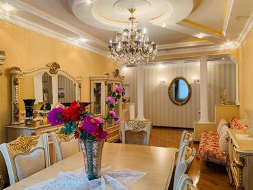 Yeni tikili: 4 otaqlı, Yeni tikili, m. İnşaatçılar, 157 kv. m — 4