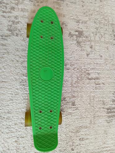 skate satisi: Yaşıl rengde skate ölçü-uzunluq-55-eni-15 9 -10 yaşlı uşaqlar — 1