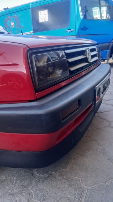 авто рынык бишкек: Volkswagen Jetta II (A2), красный седан - Кузов: 4-дверный седан