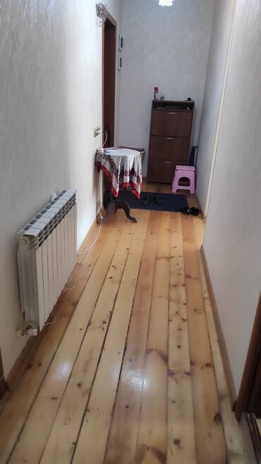 Uzunmüddətli kirayə mənzillər: Salam 7/24 zeng ve vassap aktivdi ev uzunmuddetii kiraye verilir — 11