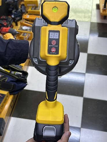 голограммы: Аккумуляторная шлифмашина/полировальная машина 20V MAX - Питание — 3