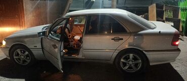 комутатор на скутер: Mercedes-Benz 220: 1995 г., 2.2 л, Механика, Бензин, Хэтчбэк