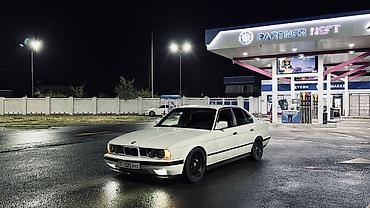 BMW: BMW 5 series: 1990 г., 2.8 л, Кол менен иштөөчү, Бензин, Седан — 3