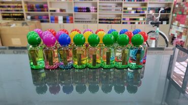 Ətriyyat: Məhsul: Parfüm yağları və flakonlarda hazır ətirlər Təsvir: - Geniş — 31