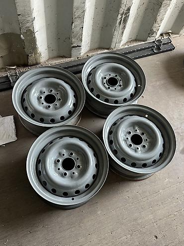 sorento disk: Disklerde eyrilik yoxdu bolt yerlerinde genislenme yoxdu teze — 2