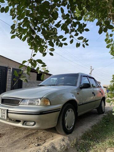 лобовое стекло на матиз: Daewoo Nexia: 2007 г., 1.5 л, Механика, Бензин, Хетчбек