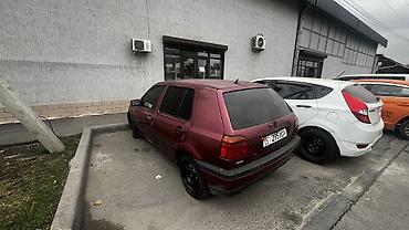 Volkswagen: Volkswagen Golf: 1995 г., 1.6 л, Механика, Бензин, Хэтчбэк — 3