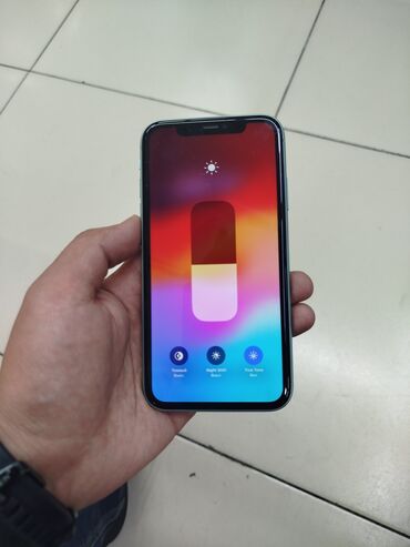Apple iPhone: IPhone 11, Б/у, 64 ГБ, Sierra Blue, Защитное стекло, Чехол, 80 %